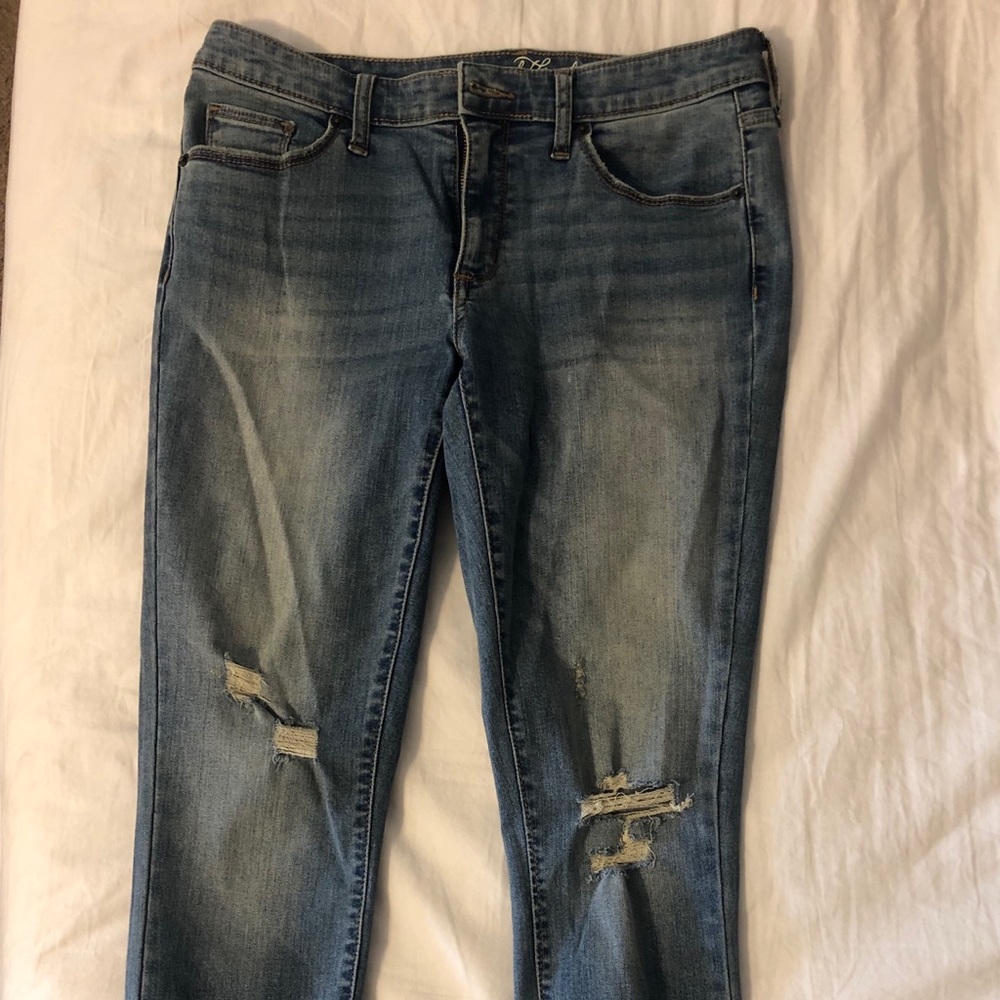 Universal Thread Jeans from Target - Picture 2 of 3